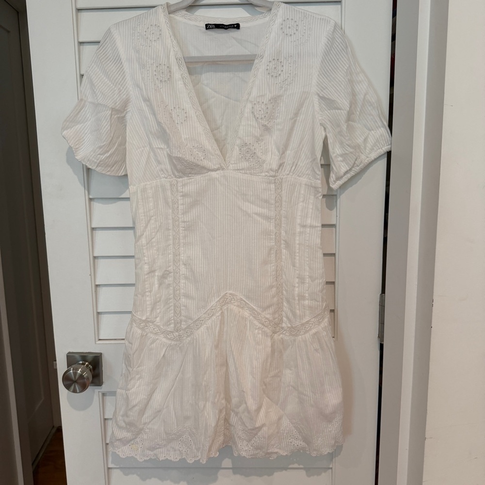 Zara Embroidered Fit Flare Dress Sz S Lace Romantic Cotton White